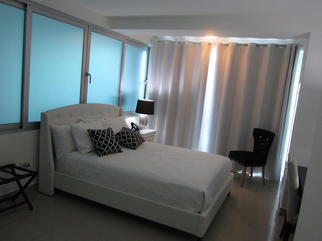 Gala Tower Condo & Hotel Petionville Ngoại thất bức ảnh