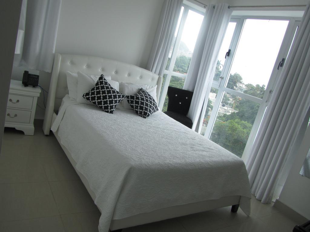 Gala Tower Condo & Hotel Petionville Ngoại thất bức ảnh