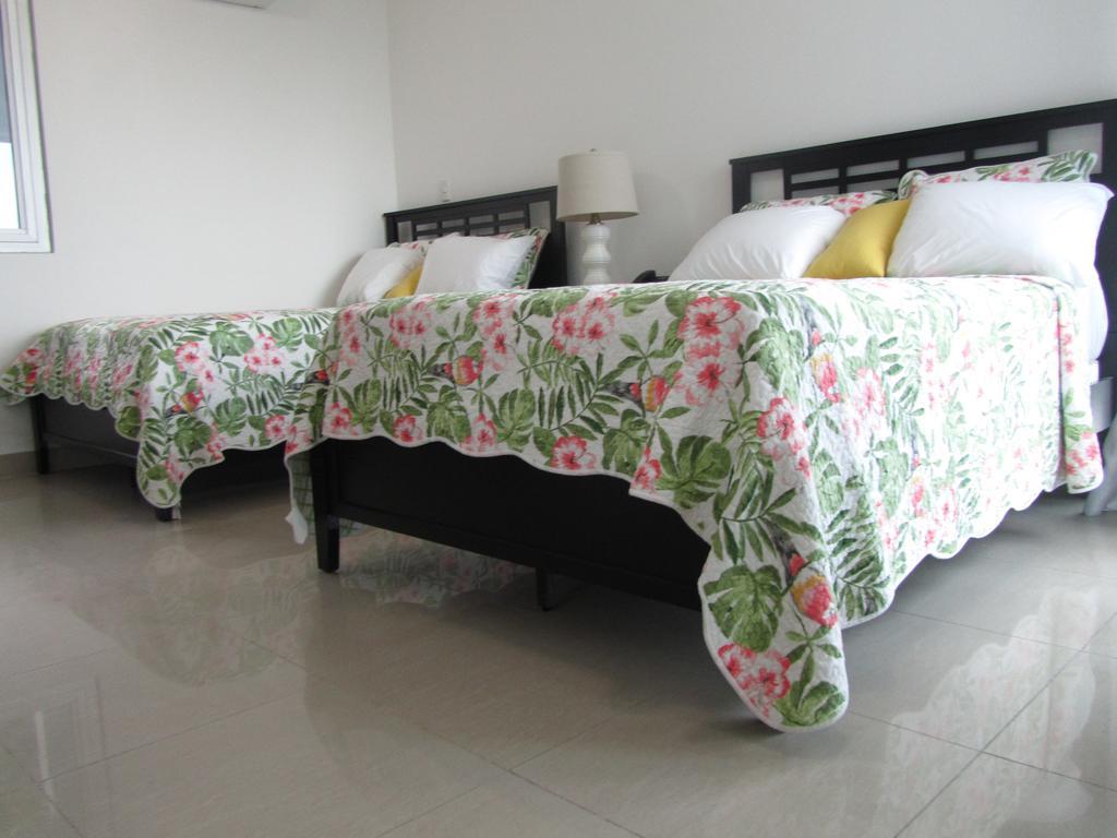 Gala Tower Condo & Hotel Petionville Ngoại thất bức ảnh