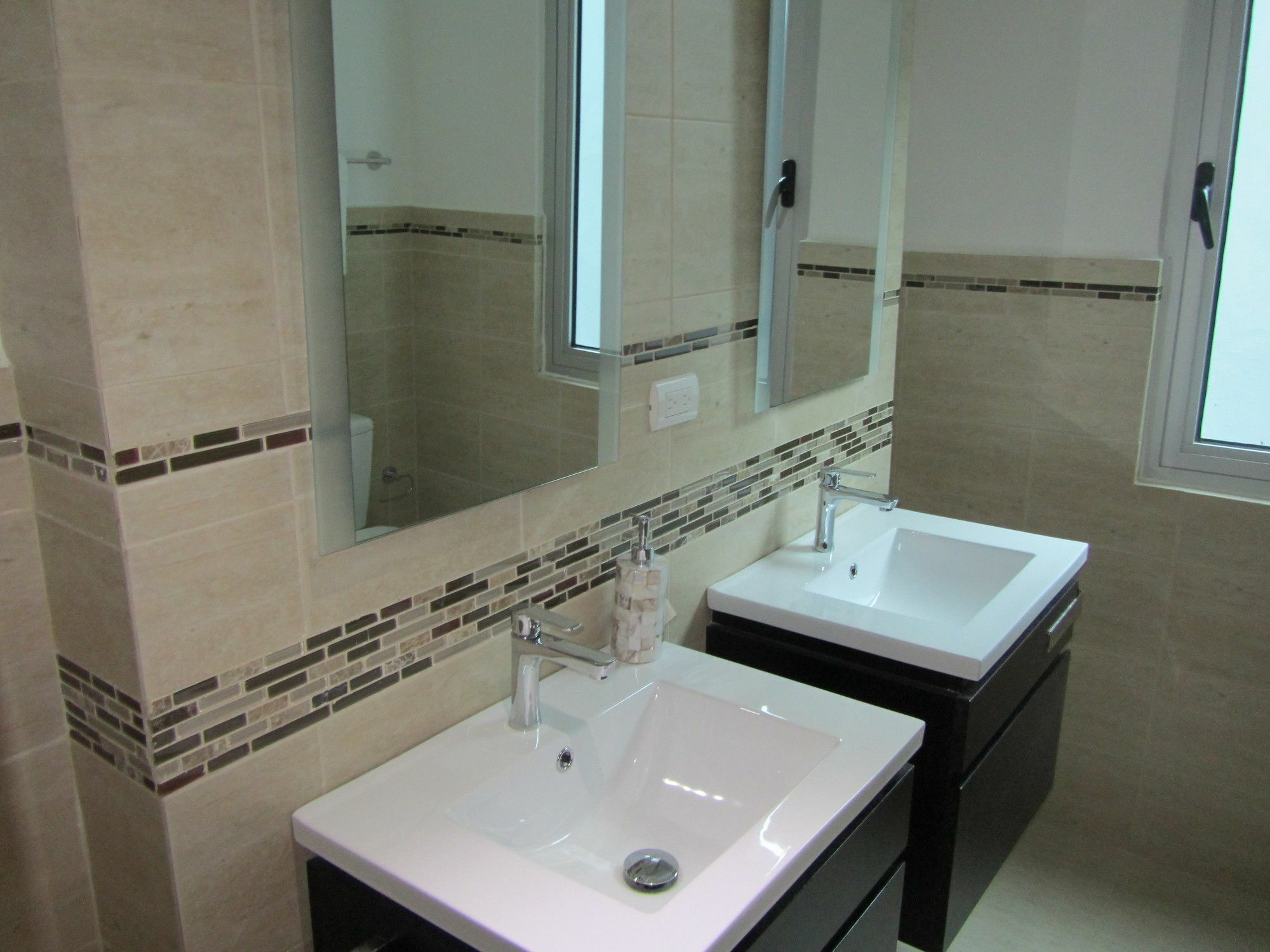 Gala Tower Condo & Hotel Petionville Ngoại thất bức ảnh