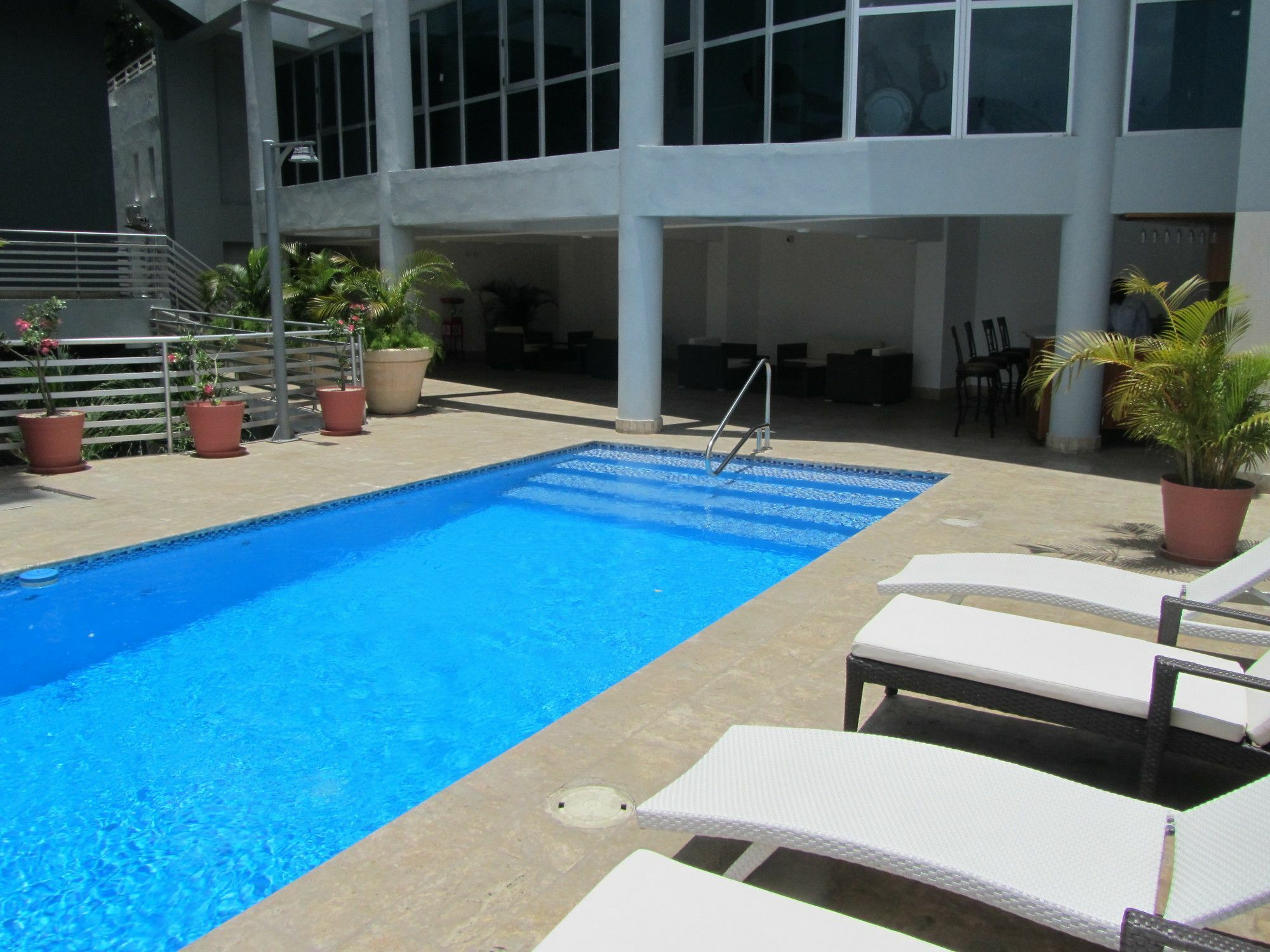 Gala Tower Condo & Hotel Petionville Ngoại thất bức ảnh